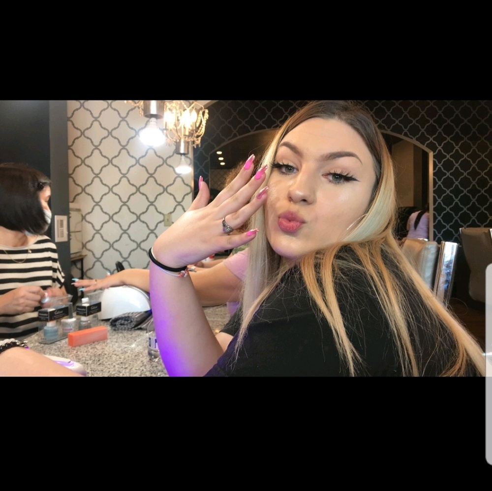 Meet your Posher, Samantha